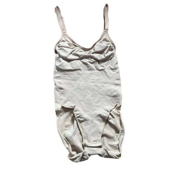 SKIMS Sculpting Brief Bodysuit S/M (US 2–10) Mica Cream NWOT MSRP $72 - Picture 1 of 8